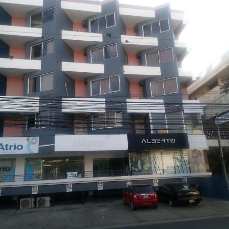 Apartahotel Jardines Metropolitanos Santiago De Los Caballeros Esterno foto
